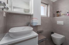 Istra - Poreč okolica  - Predivna villa za odmor s bazenom 141 m2, Poreč, Famiglia