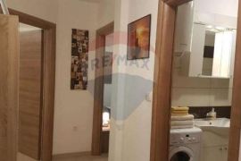 Pula, dvosoban stan od 58 m2 u prizemlju, Pula, Apartamento