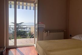 Trsat - Osunčan dvoetažni stan i zasebna garsonjera, Rijeka, Flat