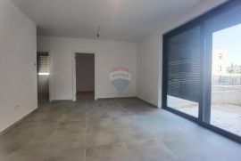 Pula - šira okolica, stan 2SS, Pula, Apartamento