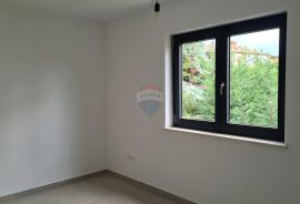 Poreč: Moderan stan 3 ss u prizemlju + dvorište 160 m2, Poreč, Διαμέρισμα