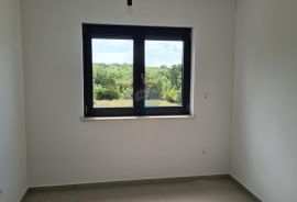 Poreč: Moderan stan 1. kat + krovna terasa 90m2, Tar-Vabriga, Apartamento