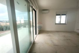 BANJOLE, luksuzni apartman s bazenom, pogled more, Medulin, Appartamento