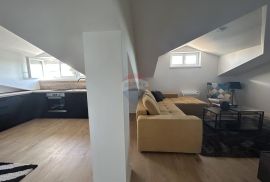 Poreč, okolica, moderan stan u potkrovlju od 70 m2, Tar-Vabriga, Appartment