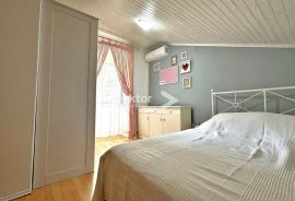 Centar, uredan 2-soban stan za investiciju, Rijeka, Appartement