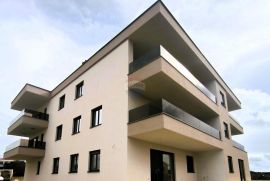 BANJOLE, luksuzni apartman s pogledom na more + garaža, Medulin, Wohnung