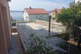 Dramalj, Crikvenica, prekrasna višestambena kuća na odličnoj lokaciji, Crikvenica, Kuća