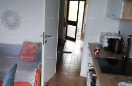 Stan Prodaje se apartman, 34 m2, u Dugoj Uvali u prvom redu do mora, Marčana, Wohnung