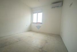 BANJOLE, luksuzni apartman na I.katu, 3SS, pogled more, Medulin, Appartment