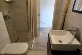 Pula,novo renovirani stan u centru, Pula, Appartement