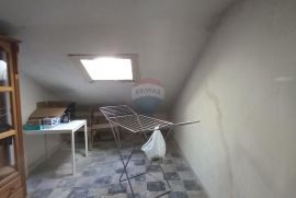 Pula,novo renovirani stan u centru, Pula, Apartamento