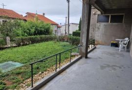 Rijeka, Pulac, kuća 523 m2, s garažom i okućnicom, Rijeka, House