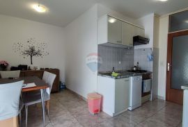 Pula, Šijana, stan 64 m2 na 1.katu, Pula, Appartment