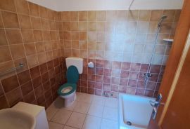 Jadranovo, dvoetažni stan 110m2, Crikvenica, Apartamento