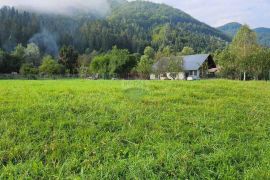 Građevinsko zemljište uz Kupu, 1931 m2, Delnice, Tierra