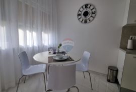 Opatija, Volosko, Stan 2S+DB, površine 68m2, novoadaptiran, Opatija, Appartement