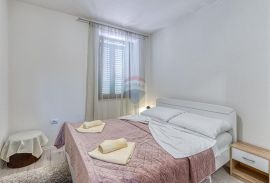 Apartmanska kuća u blizini Novigrada, Novigrad, Maison