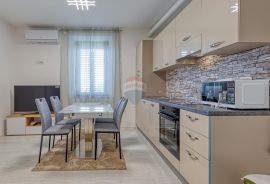 Apartmanska kuća u blizini Novigrada, Novigrad, Maison