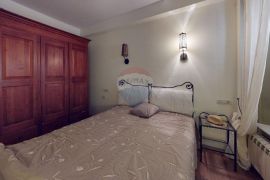 Rovinj,neponovljiva nekretnina na samom moru-230m2, Rovinj, Daire