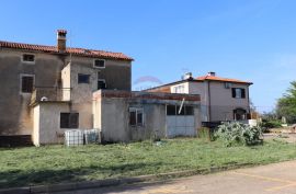 Istra, Novigrad, okolica, unikatna autohtona istarska kuća s vrtom - samo 30 metara od mora, Novigrad, Casa