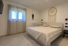 Istra, Poreč - okolica, stan s dvije spavaće sobe i pogledom na more, Tar-Vabriga, Apartamento