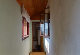 Kuća u Ogulinu-Gavani 110m2, Ogulin, Casa