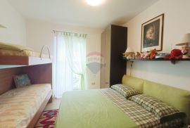 Rovinj, stan s dvorištem  u blizini centra, Rovinj, Appartment