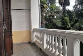 Opatija, stan u secesijskoj vili, 3S+DB, Opatija, Appartment