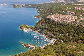 OTOK KRK,OMIŠALJ-građevinska parcela na prodaju, Omišalj, Land