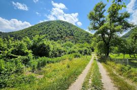 Brod na Kupi, Iševnica - građevinski teren predivnog pogleda 1159 m2, Delnice, Zemljište