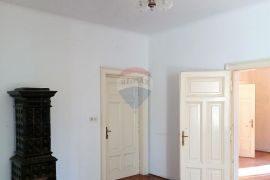 Opatija, dvoetažni stan u austrougarskoj villi, Opatija, Apartamento