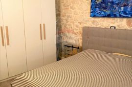 Rovinj, Carera, prekrasni novouređeni stan na prvom katu - 38m2, Rovinj, Flat