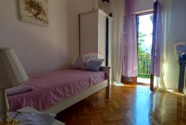 Istra, Rovinj, kuća sa 6 stanova, Rovinj, House