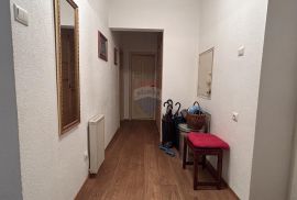 Rijeka, centar, lijep stan sa pogledom na Cres i Krk, Rijeka, Appartement