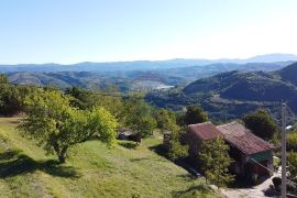 Motovun okolica, građevinski i poljoprivredni teren lijepog pogleda, Pazin - Okolica, Arazi