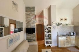 Otok Krk,Malinska, 2S+DB, 45 m2, pogled na more!, Malinska-Dubašnica, Appartement