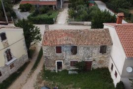 Istra, Tar - Kamena kuća za renovaciju, Poreč, House