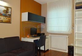 Opatija, Ičići, stan 150m2, pogled, garaža, 200m od mora, Opatija - Okolica, Wohnung