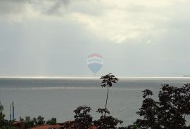 Opatija, Ičići, stan 150m2, pogled, garaža, 200m od mora, Opatija - Okolica, Wohnung