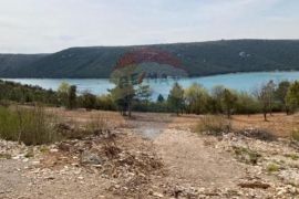 Trget, građevinsko zemljište s prekrasnim pogledom na more, Raša, Terrain