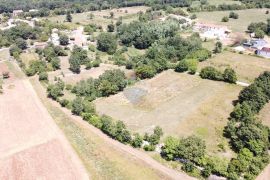 Istra, Kanfanar - okolica pravilna građevinsko poljoprivredna parcela, Kanfanar, Terra