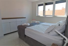 Istra, Novigrad, novogradnja – moderan stan na odličnoj lokaciji s  pogledom na more, Novigrad, Flat