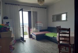 Crikvenica - stan s velikom terasom i pogledom na more, Crikvenica, Appartment