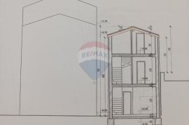 Istra, Rovinj, ruševina s glavnim projektom u centru grada, Rovinj, House