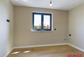 Poreč - Centar, Ekskluzivan penthouse sa pogledom na grad i more, Poreč, Appartement