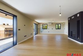 Poreč - Centar, Ekskluzivan penthouse sa pogledom na grad i more, Poreč, Wohnung