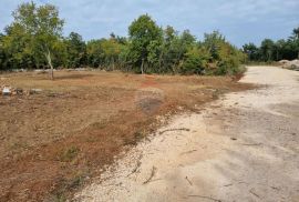 Istra, Peruški građevinsko zemljište 800m2, Marčana, Land