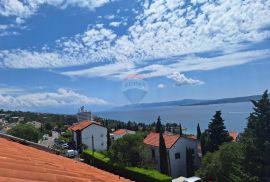 Crikvenica, Dramalj- 2S + DB u potkrovlju za izuzetnim pogledom na more, Crikvenica, Stan