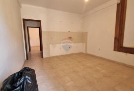 Rijeka, Sroki, Stan 1S+DB, površine 41m2, Viškovo, Appartamento