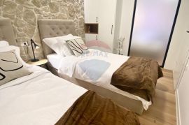 Rovinj, centar, dvosoban stan uređen sa stilom, Rovinj, Apartamento